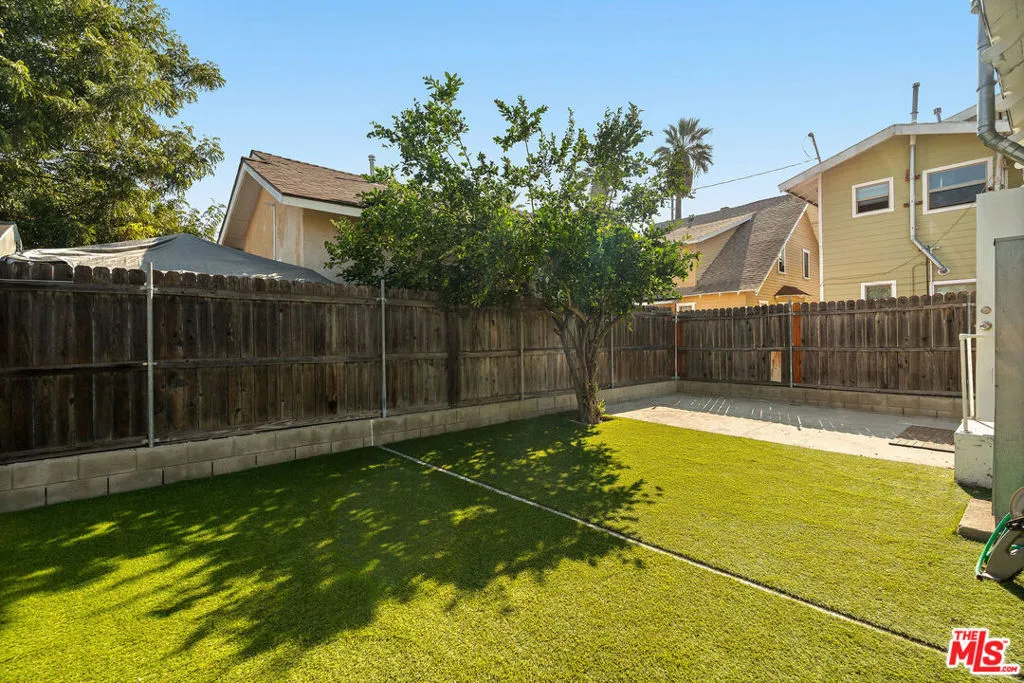 2010 Workman Street, Los Angeles, California 90031 home-pic-25