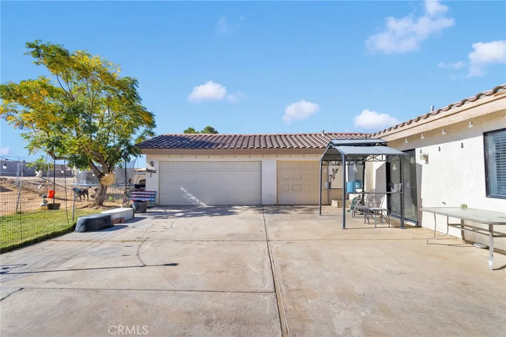 14489 Schooner, Helendale, California 92342 home-pic-35