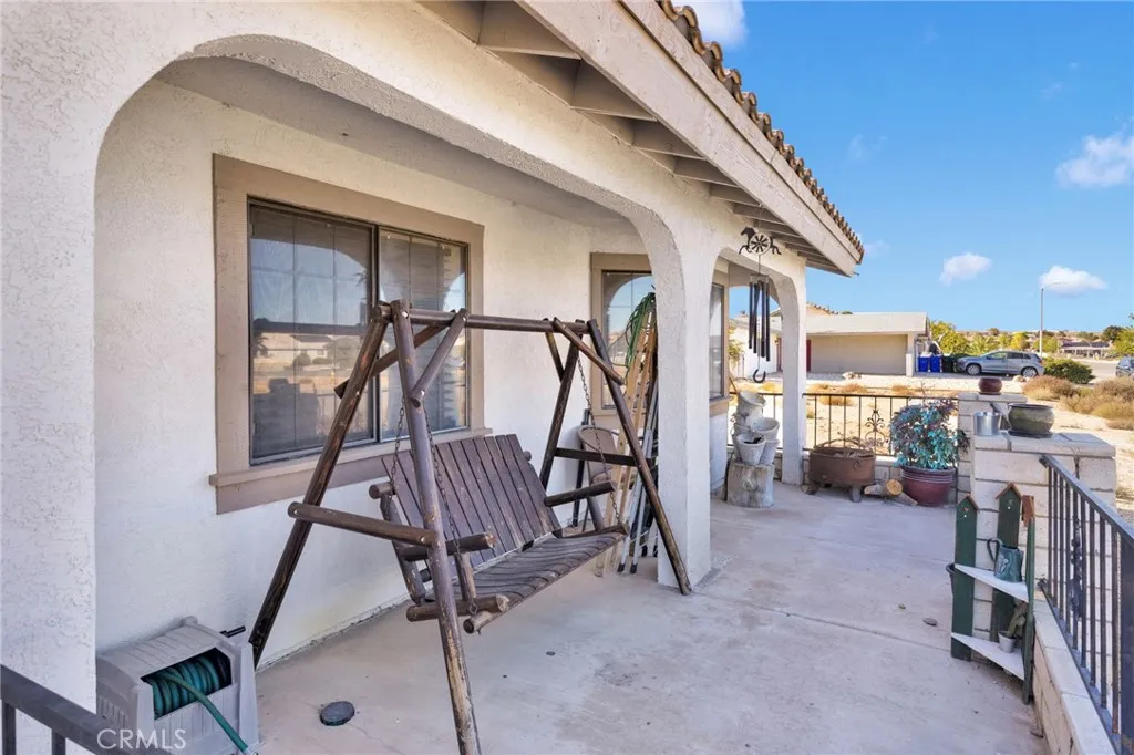 14489 Schooner, Helendale, California 92342 home-pic-5