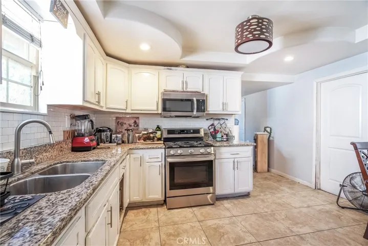 5307 1/2 Compton Avenue, Los Angeles, California 90011
