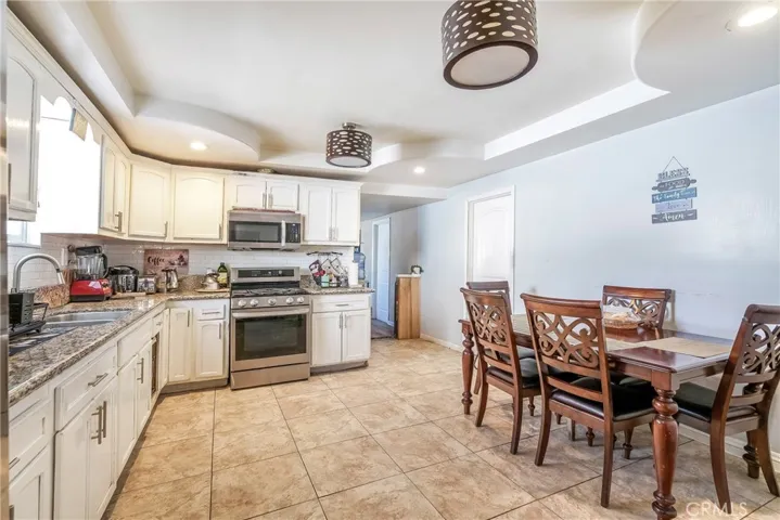 5307 1/2 Compton Avenue, Los Angeles, California 90011