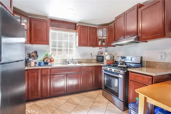5307 1/2 Compton Avenue, Los Angeles, California 90011