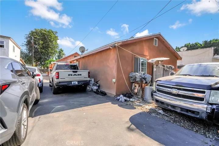 5307 1/2 Compton Avenue, Los Angeles, California 90011