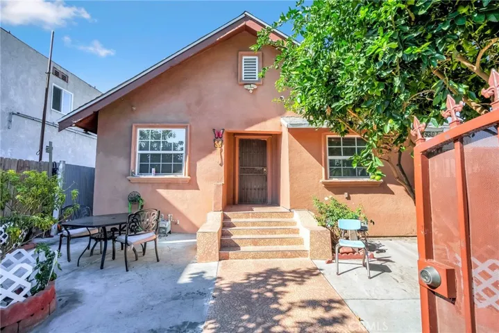 5307 1/2 Compton Avenue, Los Angeles, California 90011