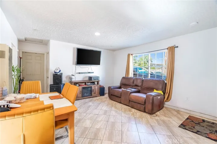 5307 1/2 Compton Avenue, Los Angeles, California 90011