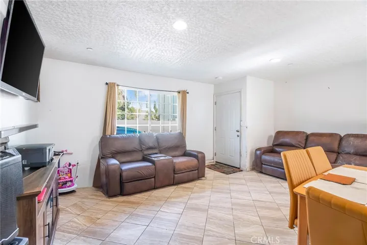 5307 1/2 Compton Avenue, Los Angeles, California 90011