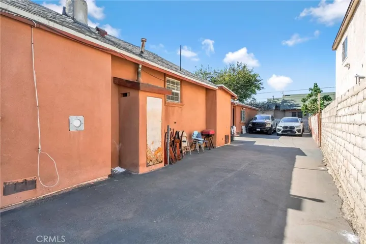 5307 1/2 Compton Avenue, Los Angeles, California 90011