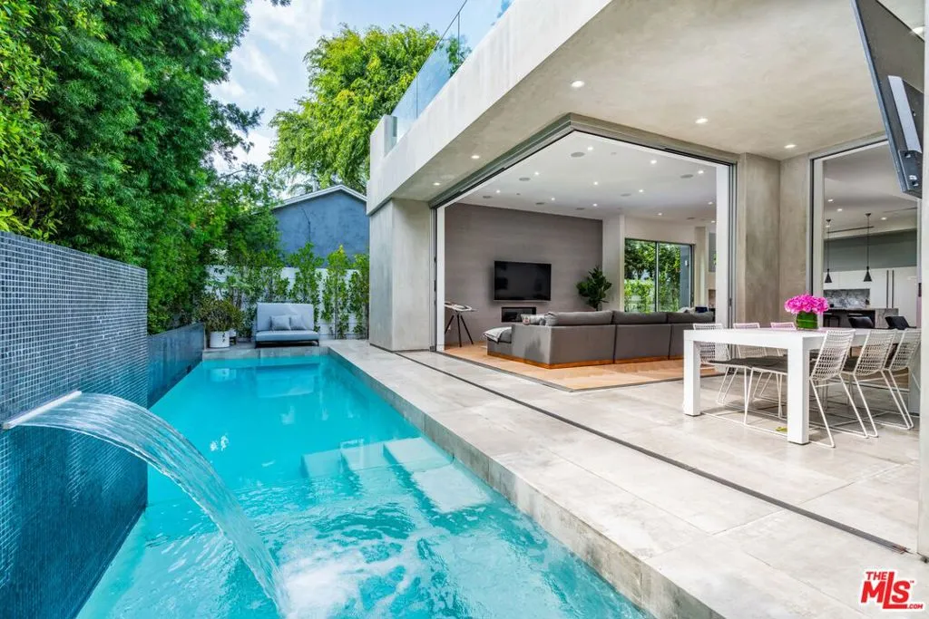 721 N Vista Street, Los Angeles, California 90046 home-pic-7