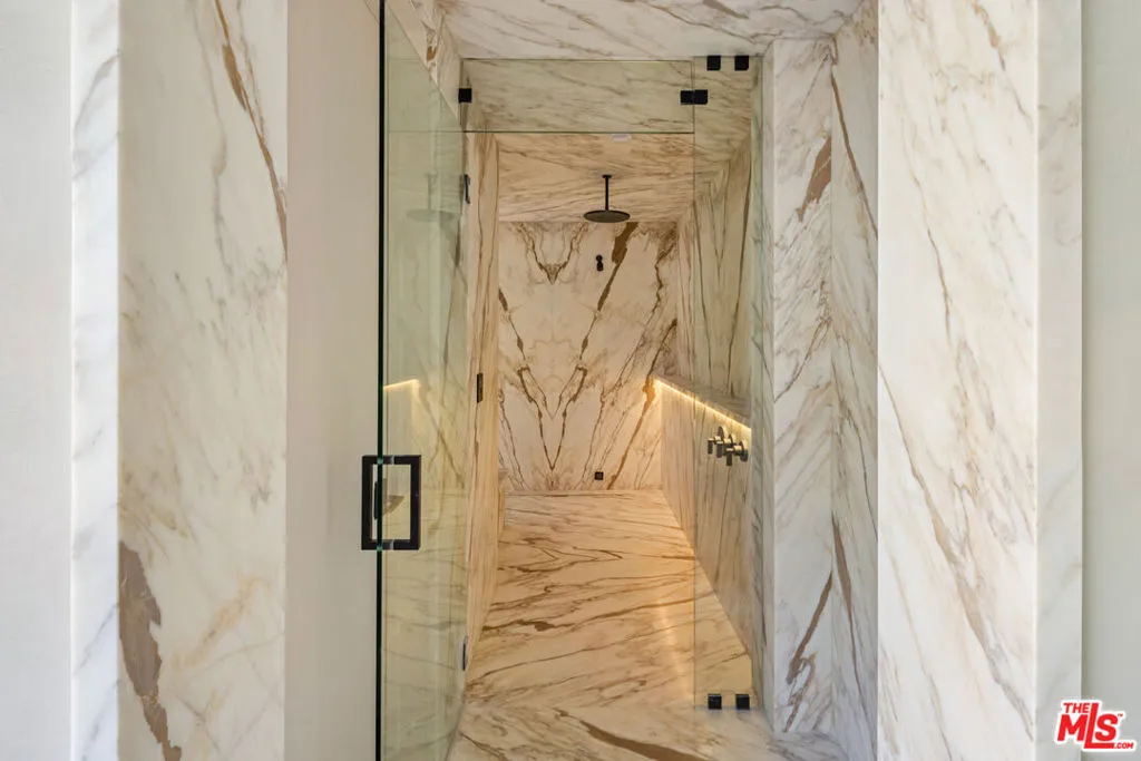 1600 Rising Glen Road, Los Angeles, California 90069 home-pic-20