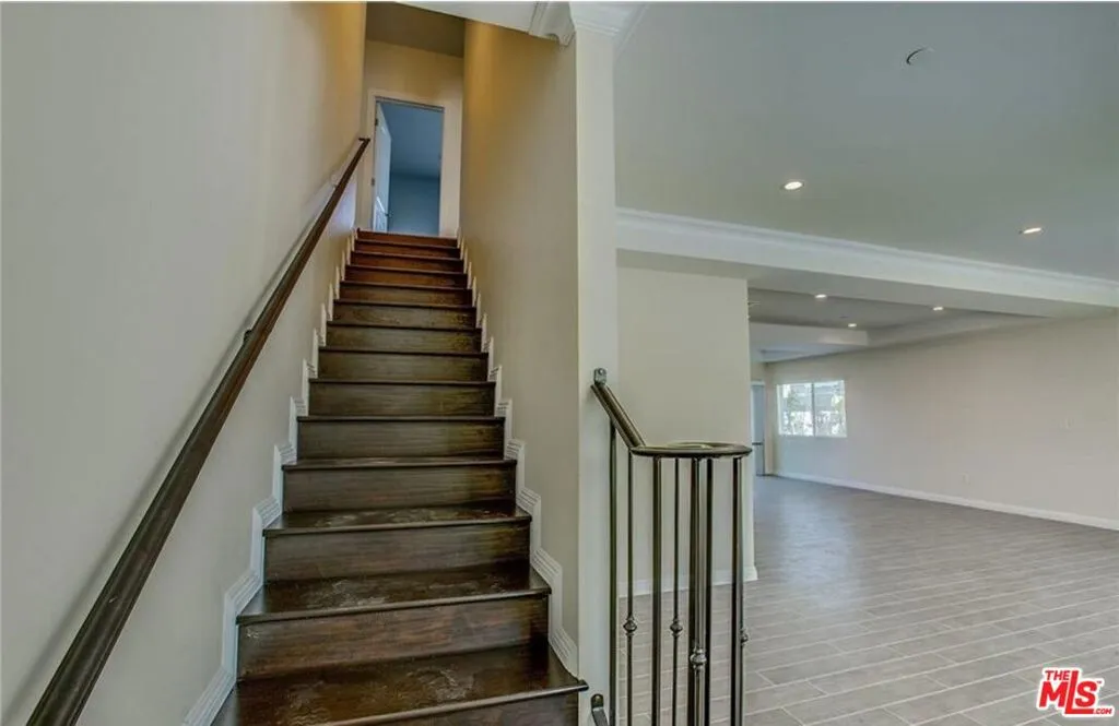 24842 Frampton Avenue, Harbor City, California 90710 home-pic-7