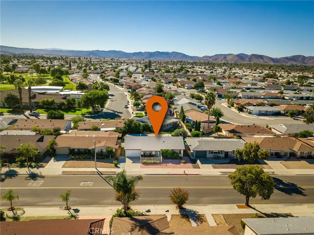 1461 W Mayberry, Hemet, California 92543 home-pic-24