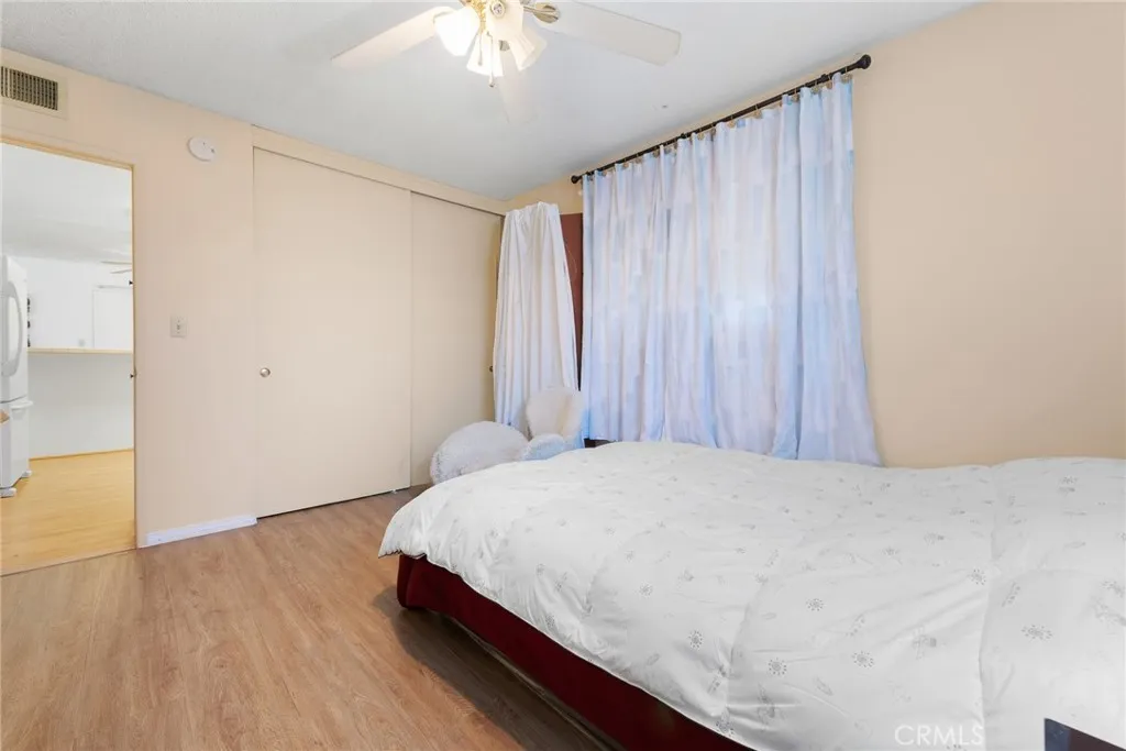 1461 W Mayberry, Hemet, California 92543 home-pic-12