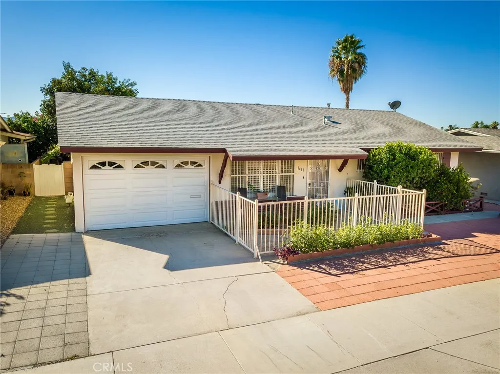1461 W Mayberry, Hemet, California 92543 home-pic-0
