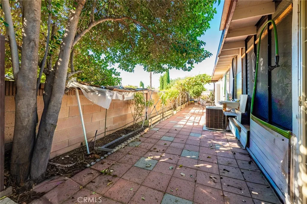 1461 W Mayberry, Hemet, California 92543 home-pic-21