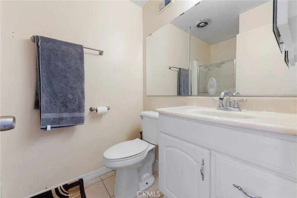 1461 W Mayberry, Hemet, California 92543 home-pic-17