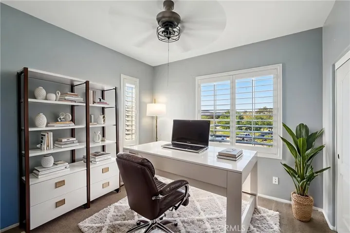 This Image has been Virtually Staged.