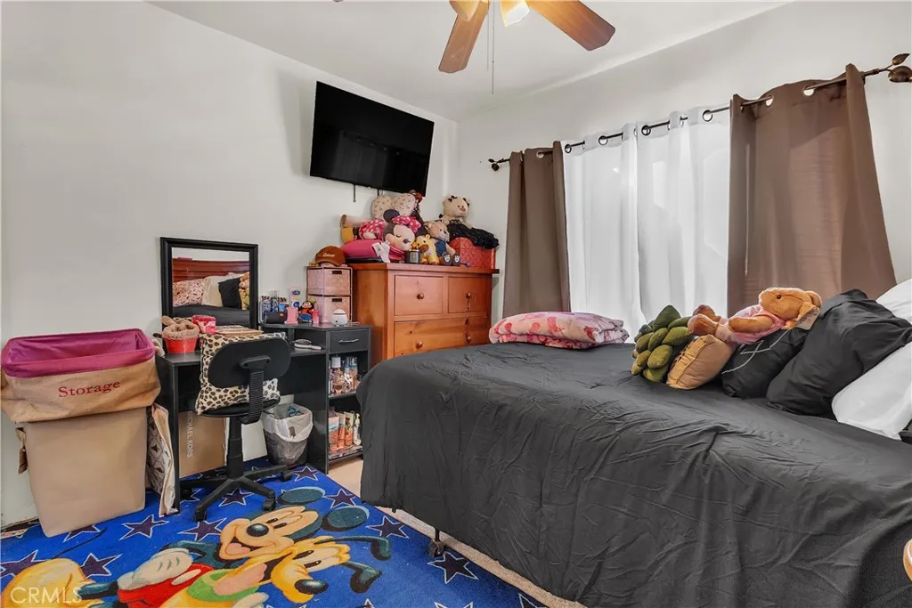 9632 Abbotsford, Pico Rivera, California 90660 home-pic-17