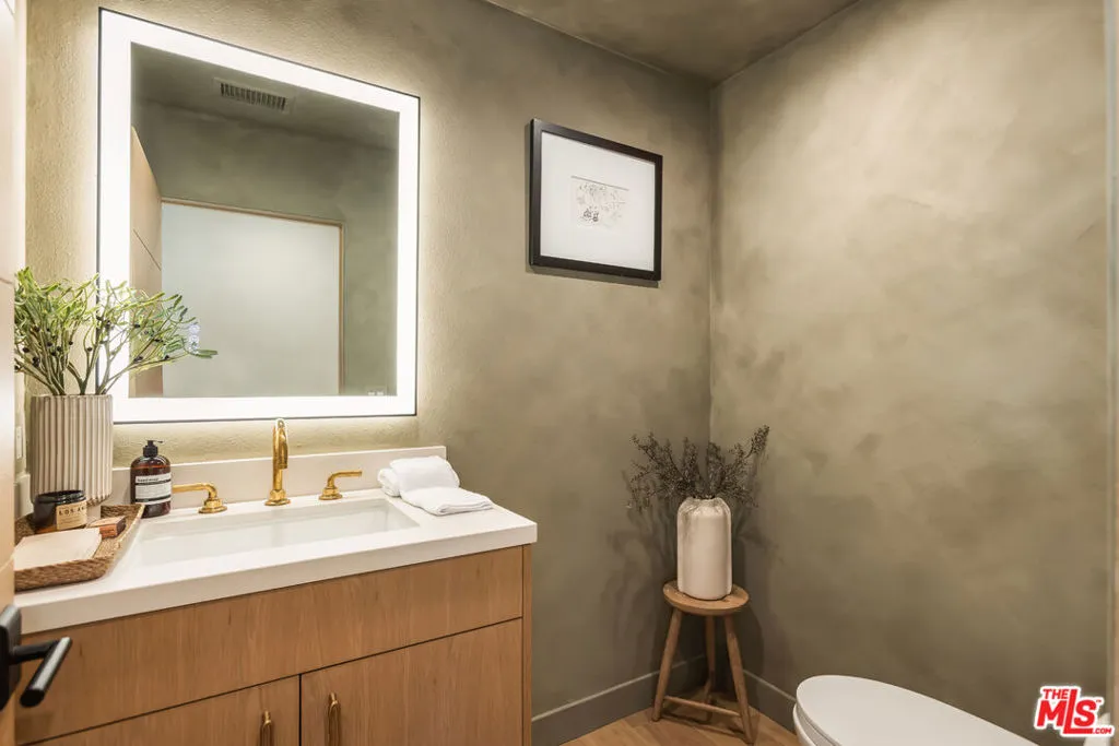 2419 Westridge Road, Los Angeles, California 90049 home-pic-38