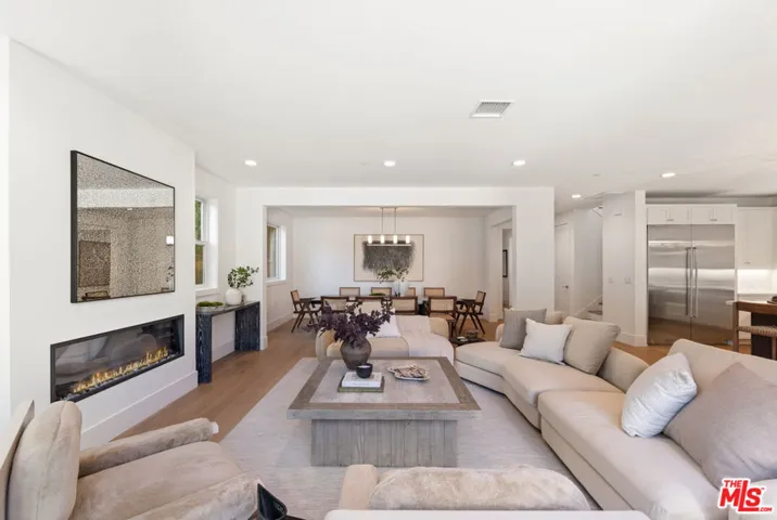 4328 Wilkinson Avenue, Studio City, California 91604