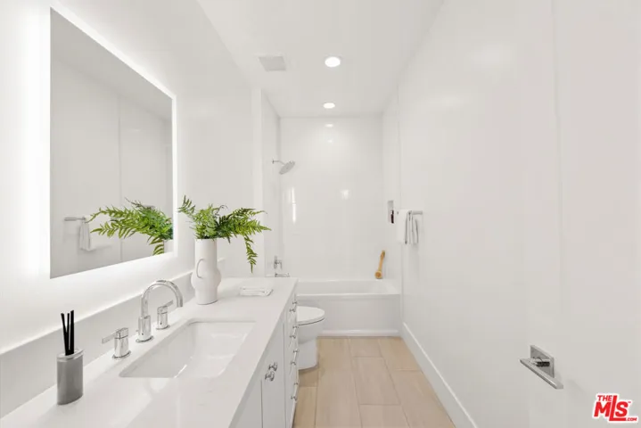 4328 Wilkinson Avenue, Studio City, California 91604