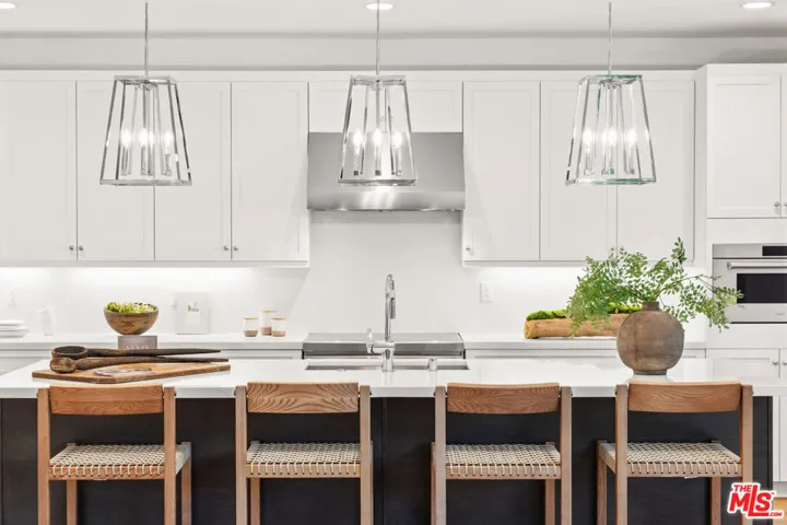 4328 Wilkinson Avenue, Studio City, California 91604