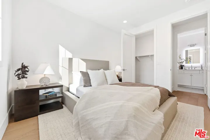 4328 Wilkinson Avenue, Studio City, California 91604