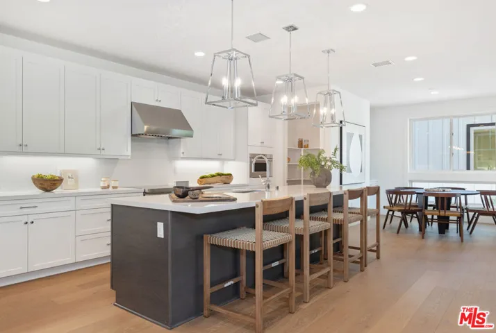 4328 Wilkinson Avenue, Studio City, California 91604