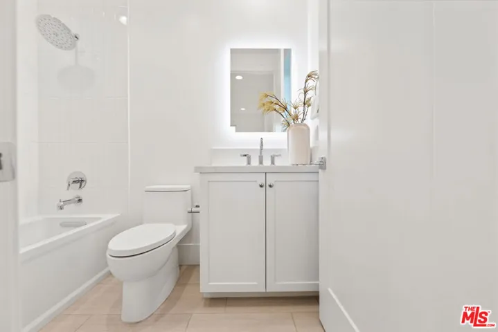 4328 Wilkinson Avenue, Studio City, California 91604