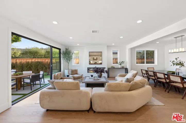 4328 Wilkinson Avenue, Studio City, California 91604