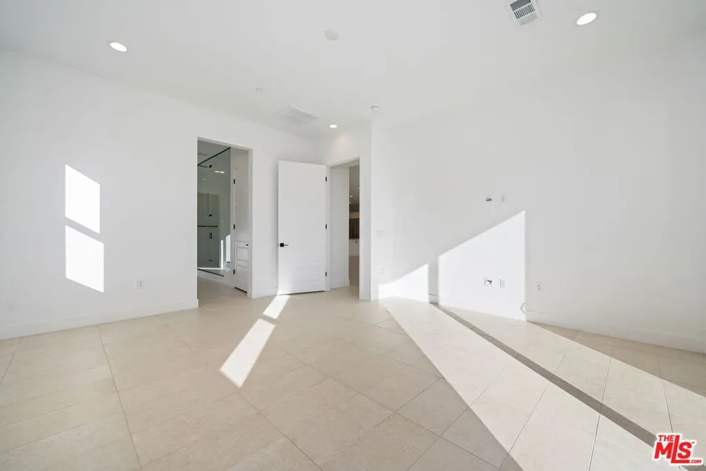 57660 Cherrywood Place, La Quinta, California 92253 home-pic-38