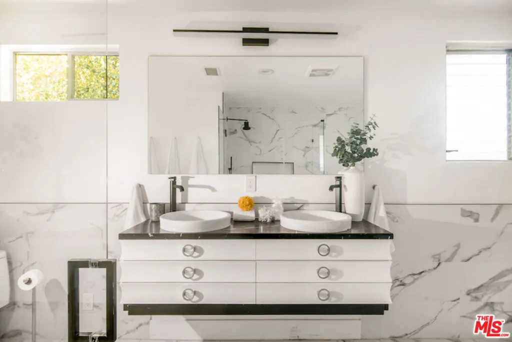 2700 Carmar Drive, Los Angeles, California 90046 home-pic-19