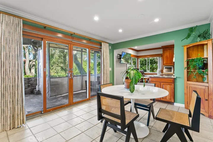 338 Vista Madera, Newport Beach, California 92660