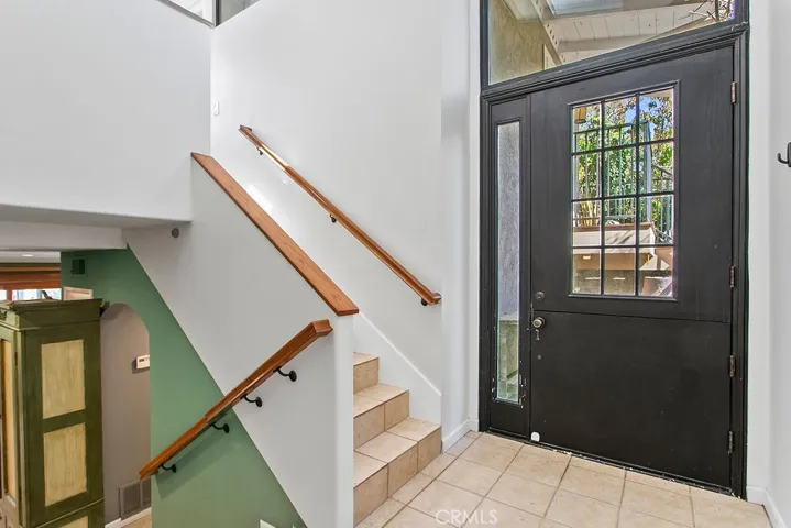 338 Vista Madera, Newport Beach, California 92660