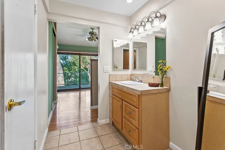 338 Vista Madera, Newport Beach, California 92660