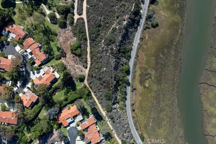 338 Vista Madera, Newport Beach, California 92660