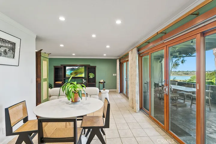 338 Vista Madera, Newport Beach, California 92660