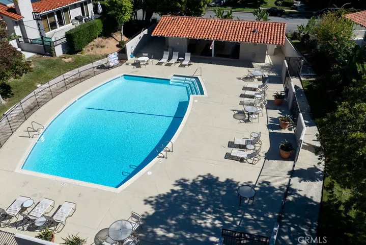 338 Vista Madera, Newport Beach, California 92660