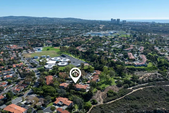 338 Vista Madera, Newport Beach, California 92660