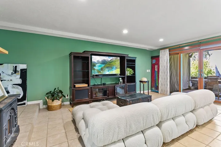 338 Vista Madera, Newport Beach, California 92660