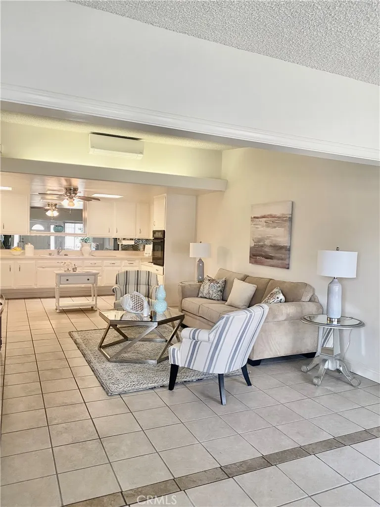 13741 Annadale Dr., Seal Beach, California 90740 home-pic-4