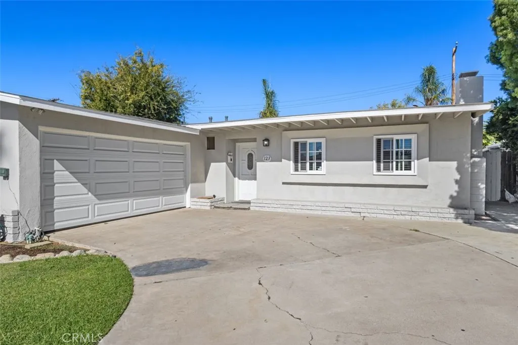 123 E Wilson, Orange, California 92867 home-pic-24