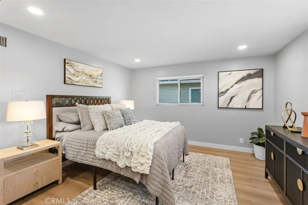 123 E Wilson, Orange, California 92867 home-pic-19