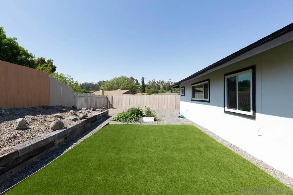 12365 Horado Rd, San Diego, California 92128 home-pic-23
