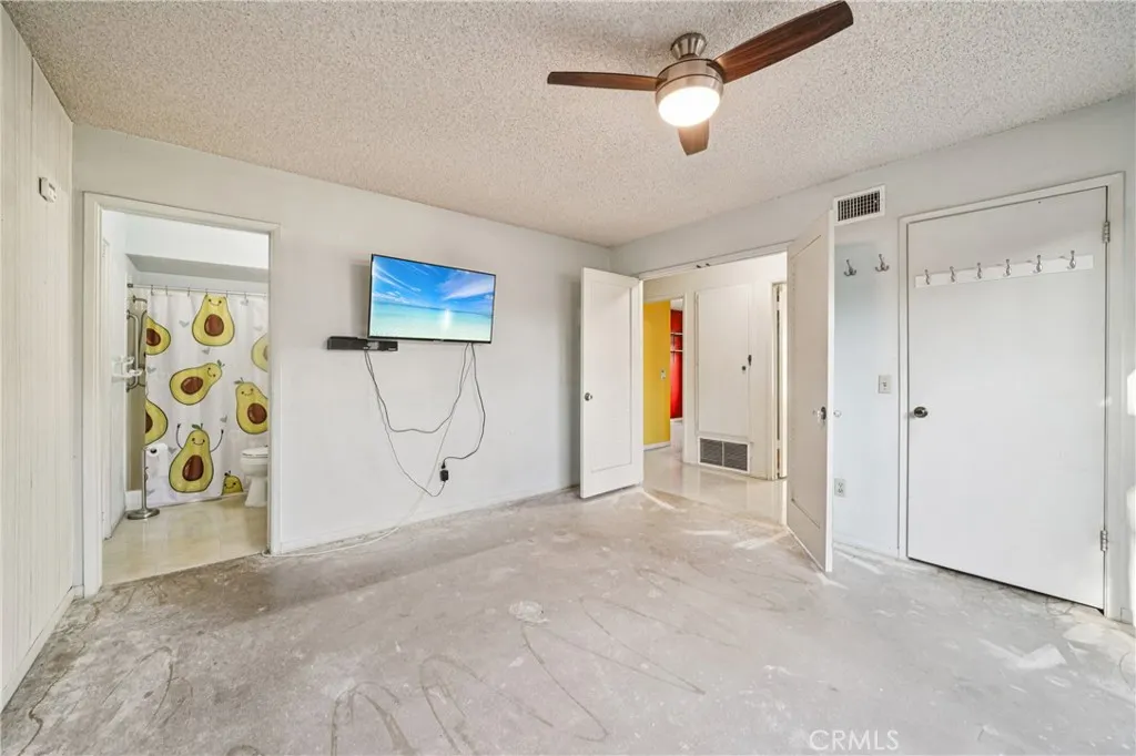 571 Oriole, Corona, California 92879 home-pic-18