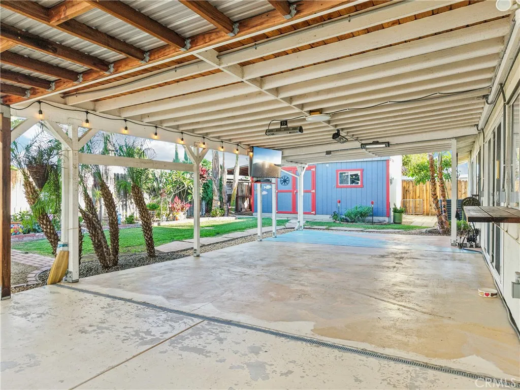 571 Oriole, Corona, California 92879 home-pic-26
