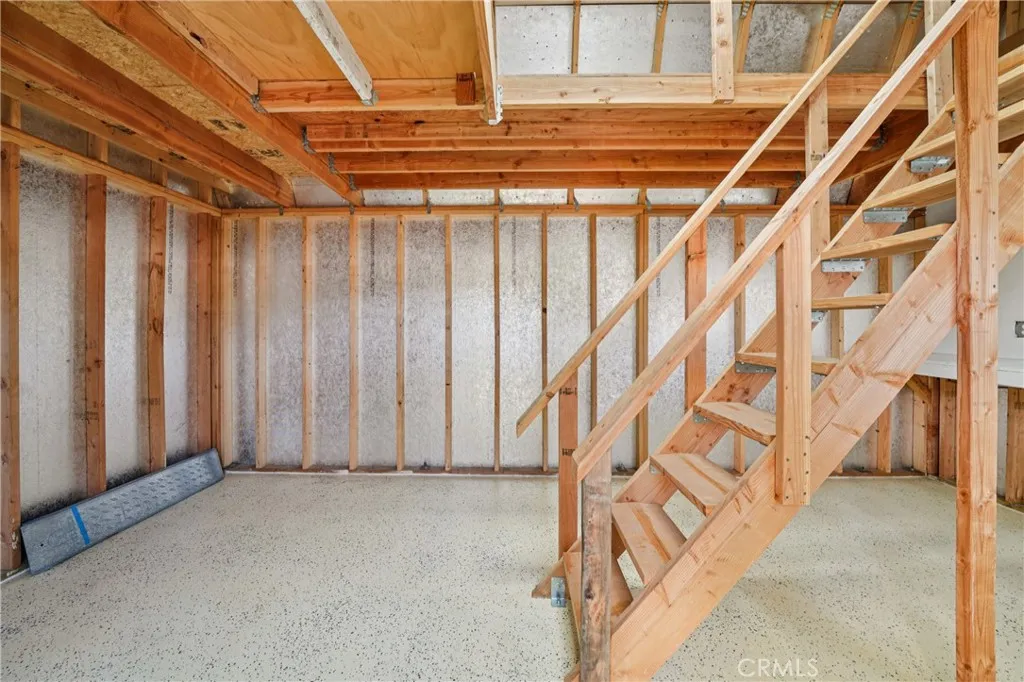 571 Oriole, Corona, California 92879 home-pic-30