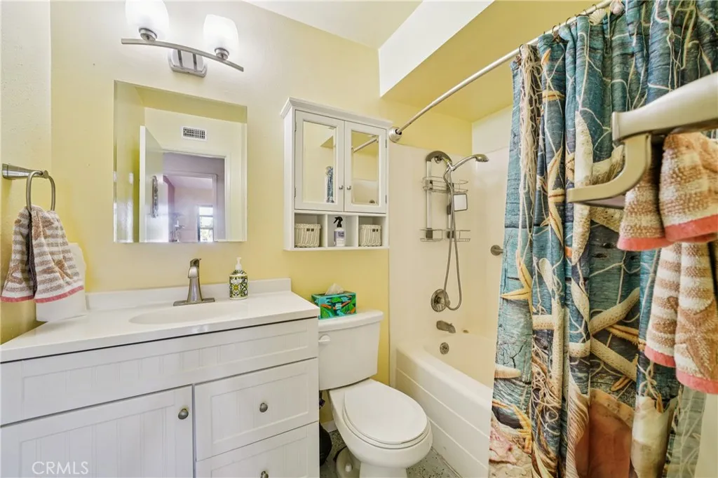 571 Oriole, Corona, California 92879 home-pic-13