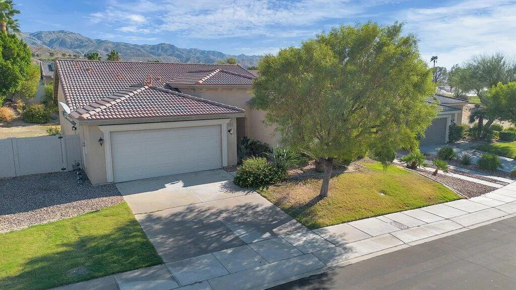67178 Yosemite Lane, Desert Hot Springs, California 92240 home-pic-24