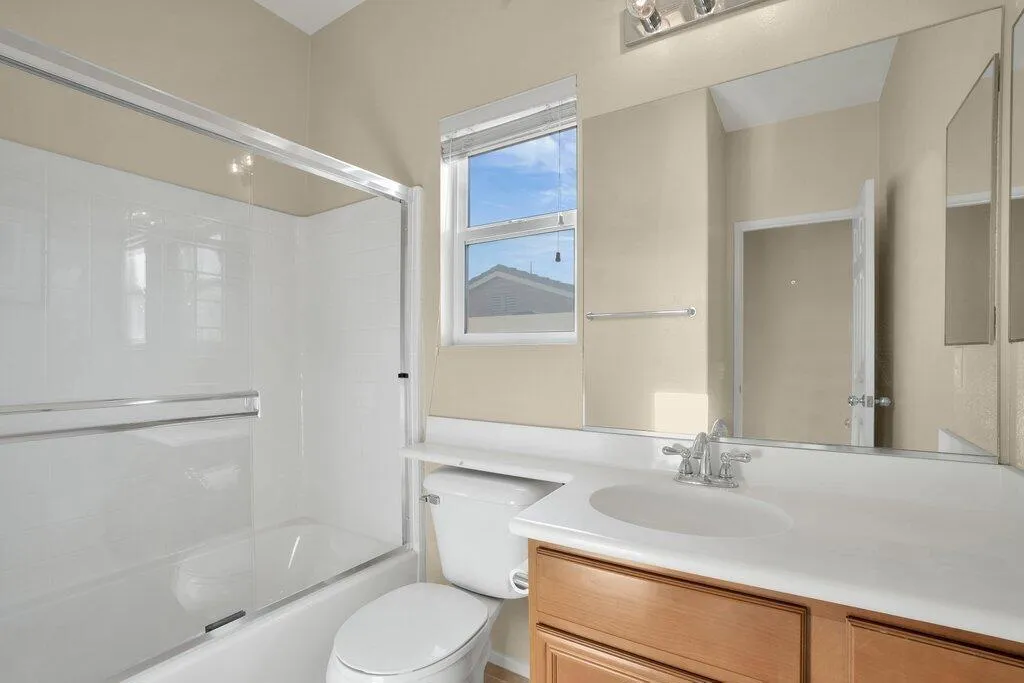 67178 Yosemite Lane, Desert Hot Springs, California 92240 home-pic-3