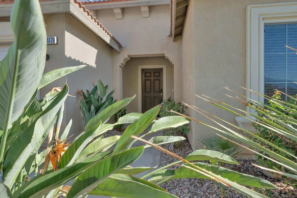 67178 Yosemite Lane, Desert Hot Springs, California 92240 home-pic-1